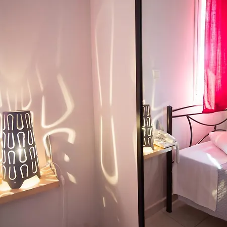 Alexandros Appartement *